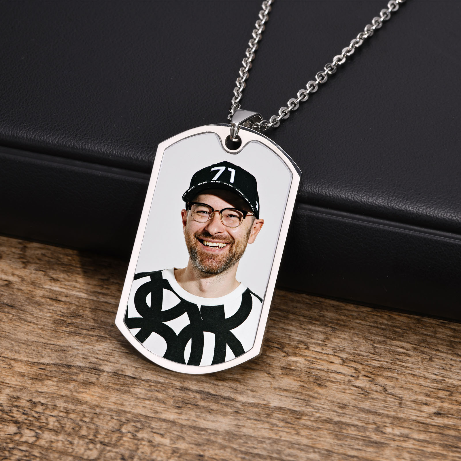 Vnox 무료 사용자 정의 사진 단어 남성 여성을위한  - Mens Dog Tag Necklace 리뷰 및 가격